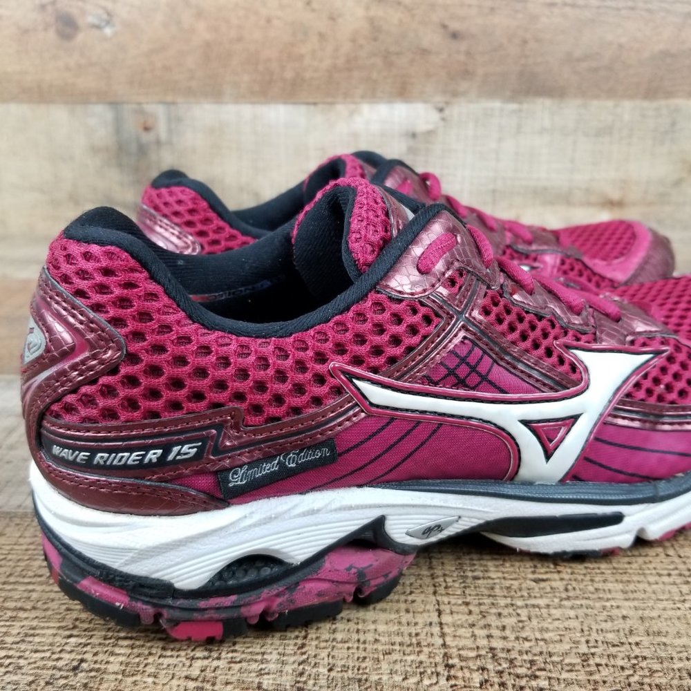 Mizuno Wave Rider 15  Lmtd Edition Running Sneaker - Picture 5 of 8